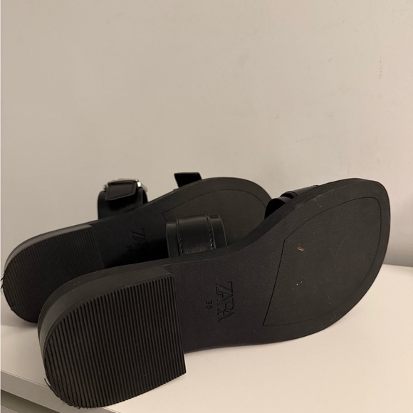 Zara Black Leather Sandals with Silver Buckles size 38 - Picture 5 of 8